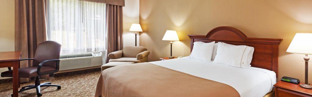 Comfort Inn & Suites Бревард Экстерьер фото