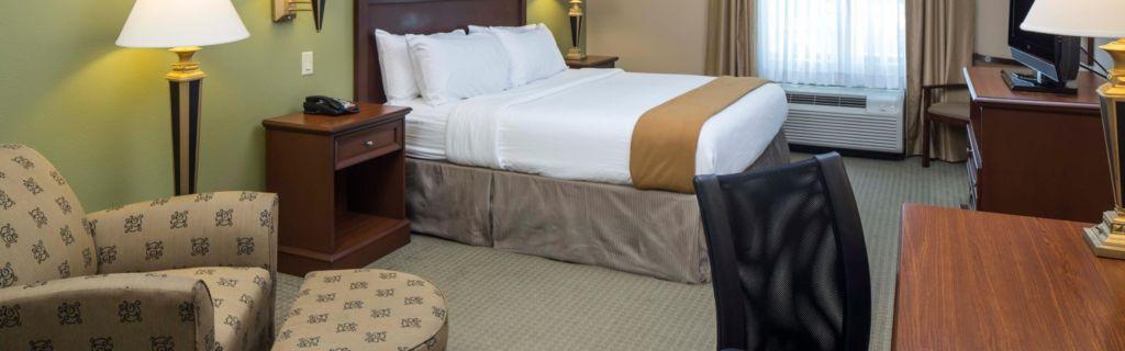 Comfort Inn & Suites Бревард Экстерьер фото